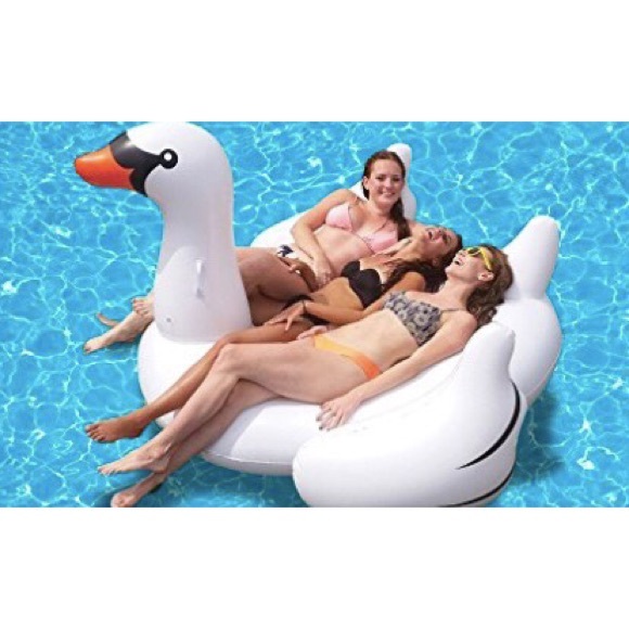 Luxe Giant White Ride On Swan Inflatable Float - Picture 5 of 8